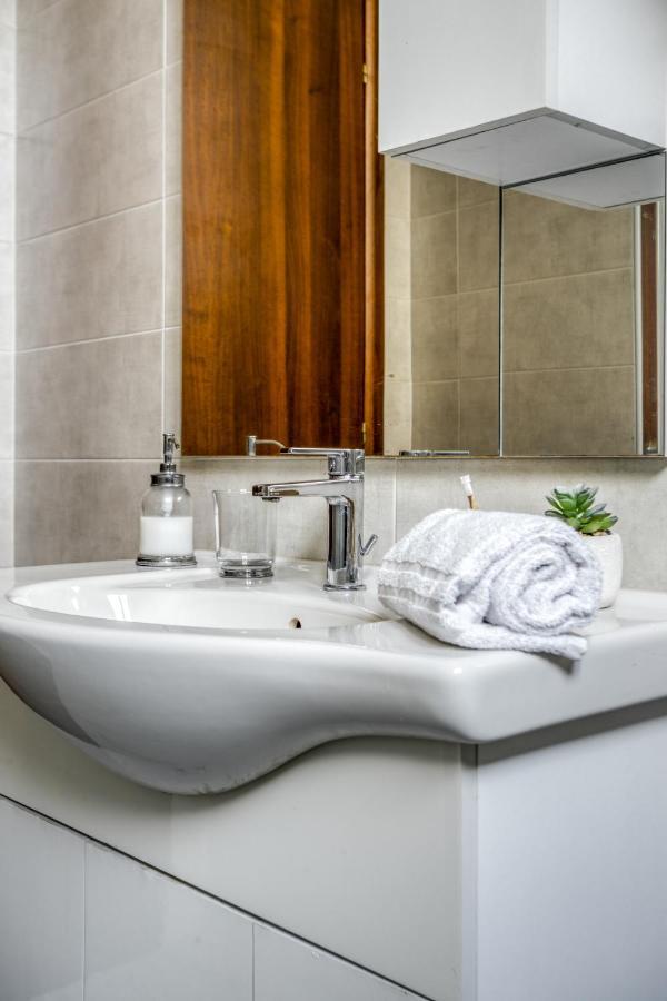 Tiburtina Apartment Rome Buitenkant foto